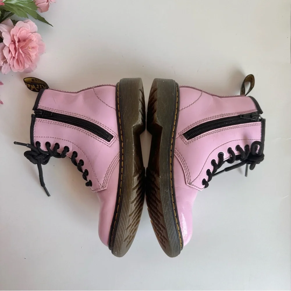 Dr. Martens Lamper 1460J Light Pink Patent Leather Lace Up- Side Zip Girl Boots